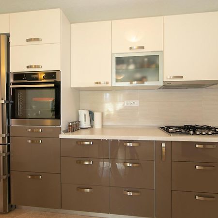 Apartmani Darinka Baška Voda Dış mekan fotoğraf