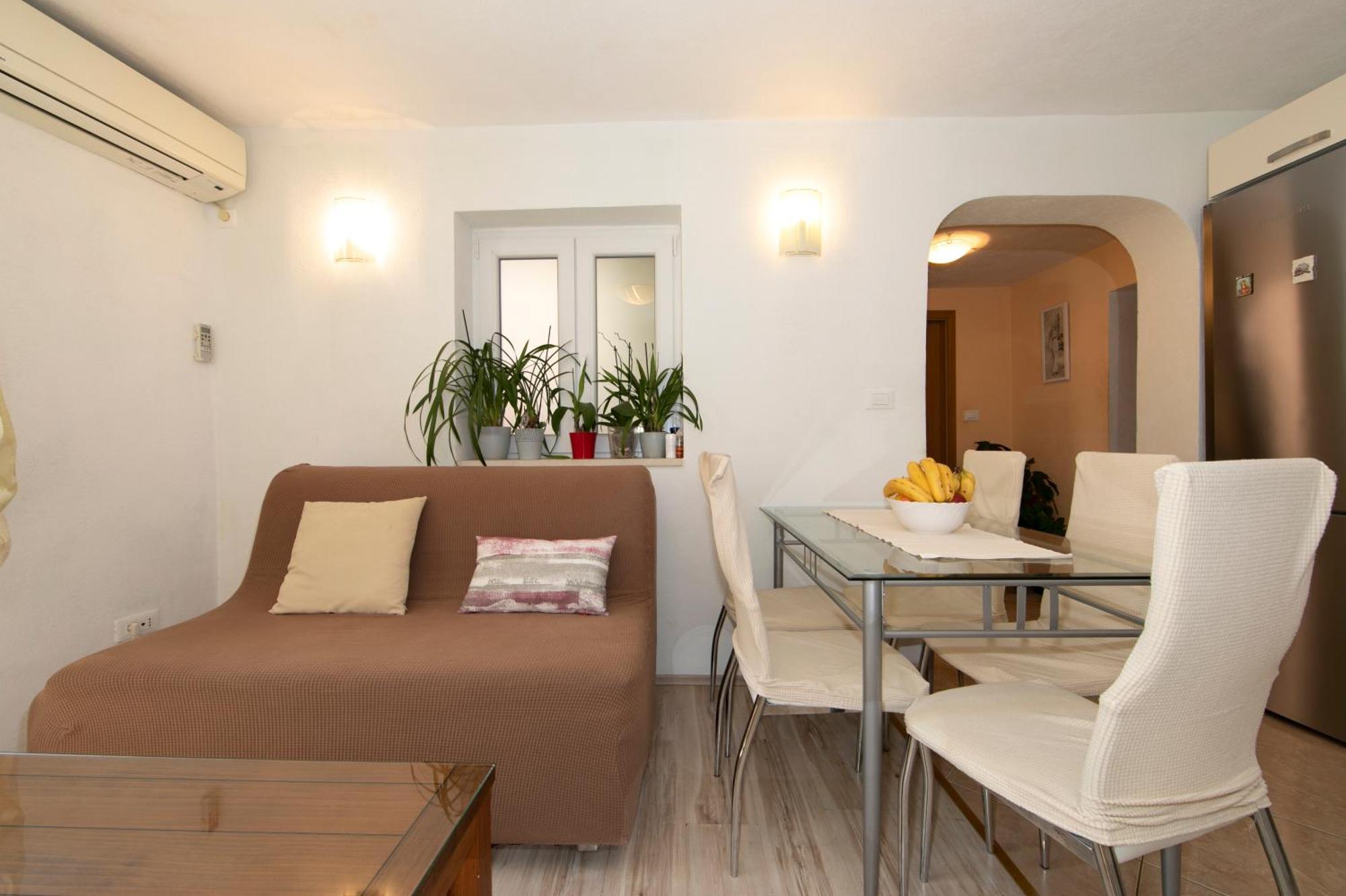 Apartmani Darinka Baška Voda Dış mekan fotoğraf