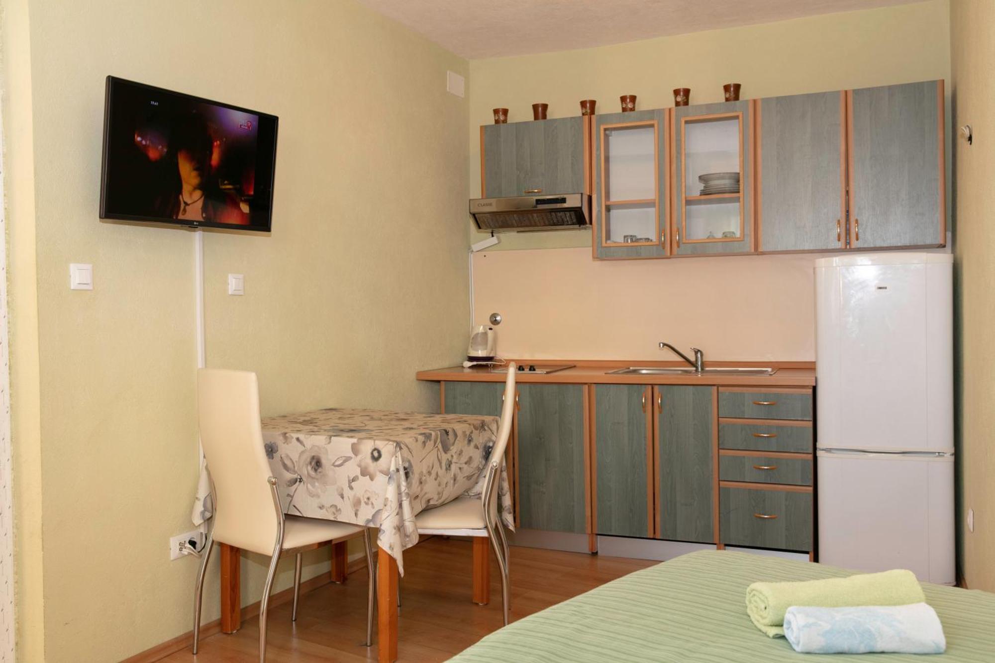 Apartmani Darinka Baška Voda Dış mekan fotoğraf