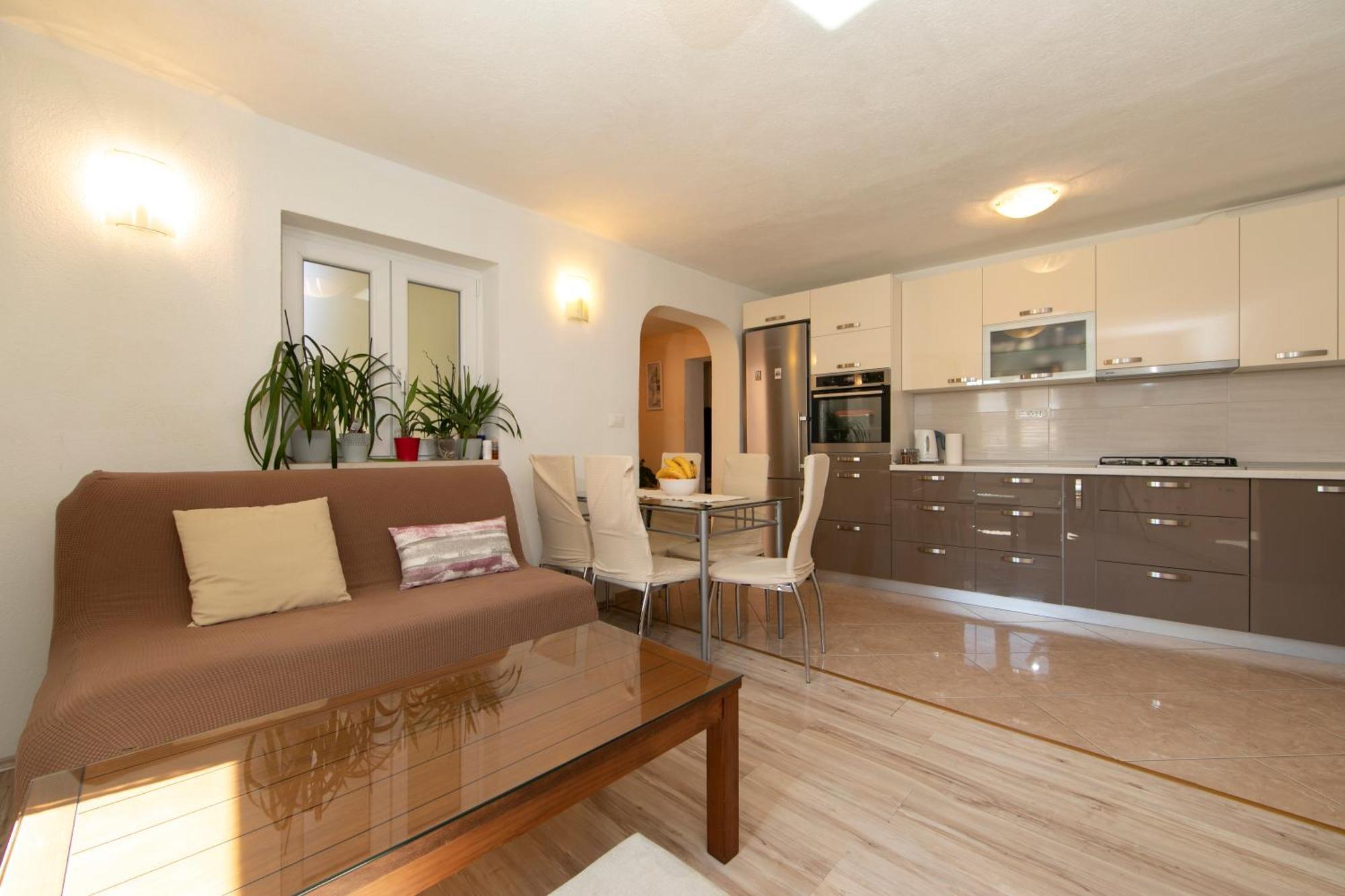 Apartmani Darinka Baška Voda Dış mekan fotoğraf