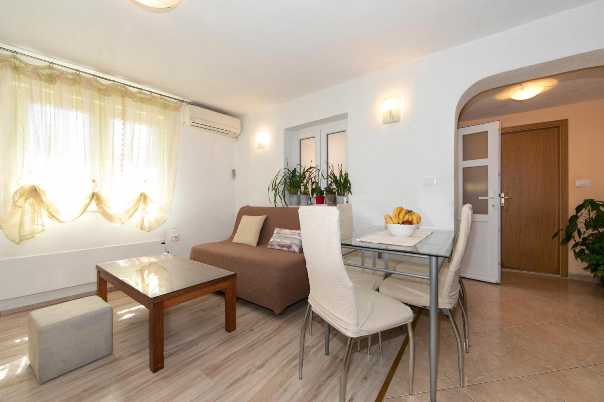 Apartmani Darinka Baška Voda Dış mekan fotoğraf