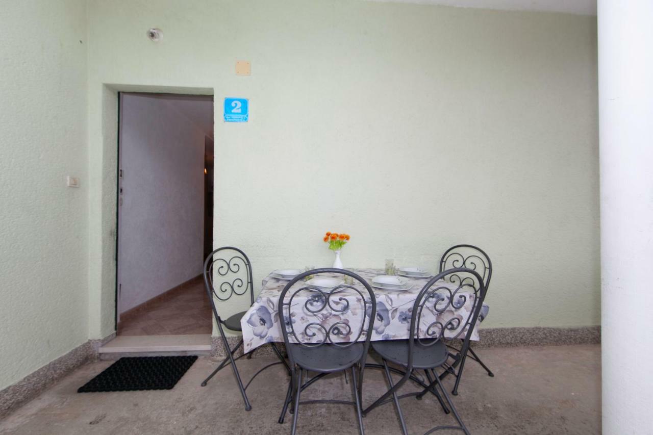 Apartmani Darinka Baška Voda Dış mekan fotoğraf