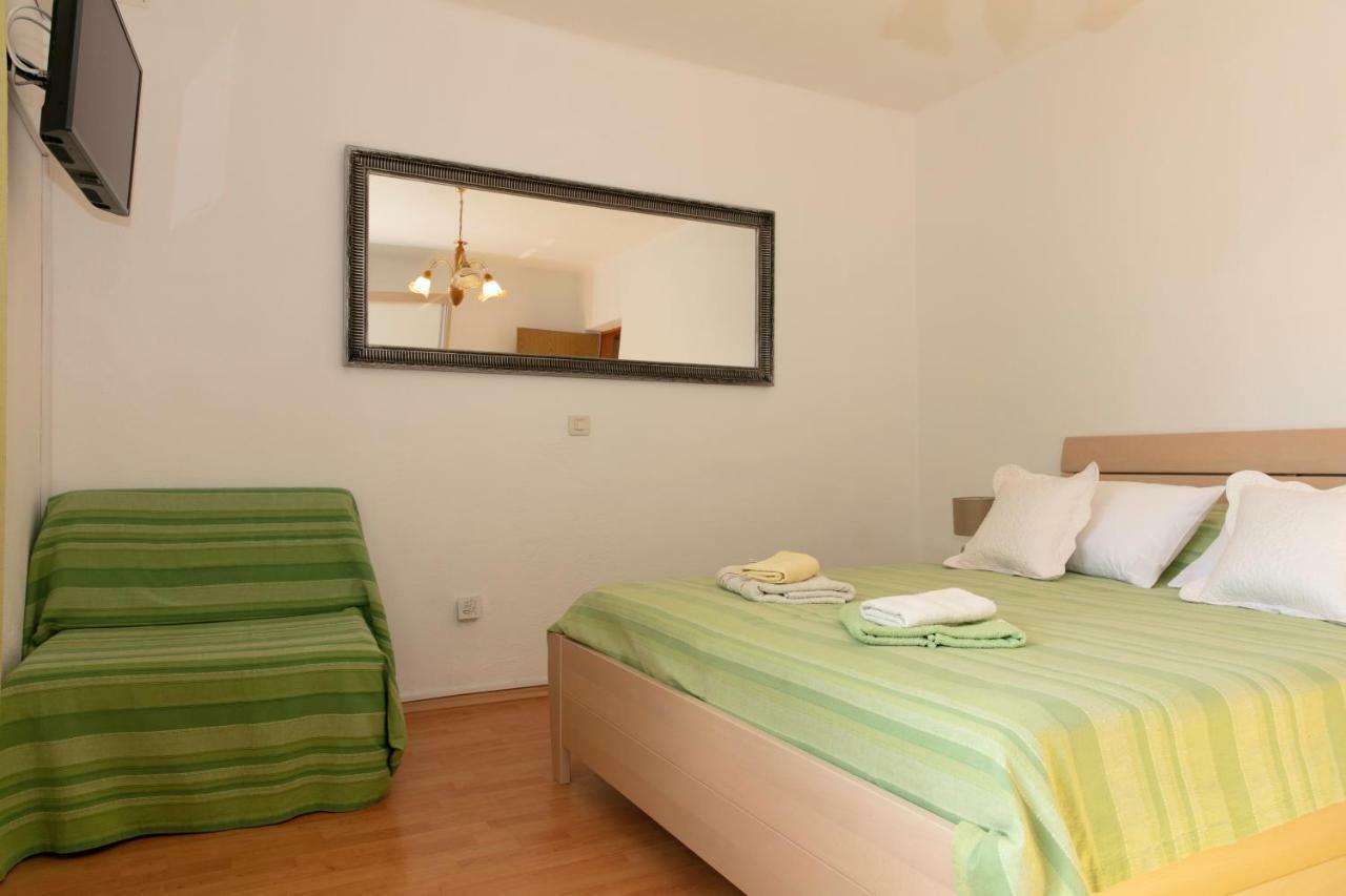 Apartmani Darinka Baška Voda Dış mekan fotoğraf