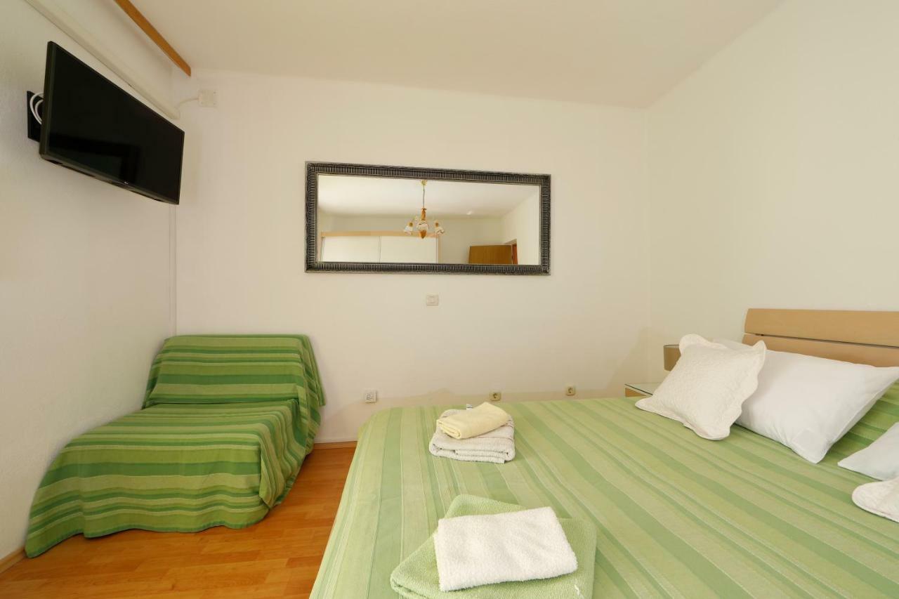 Apartmani Darinka Baška Voda Dış mekan fotoğraf