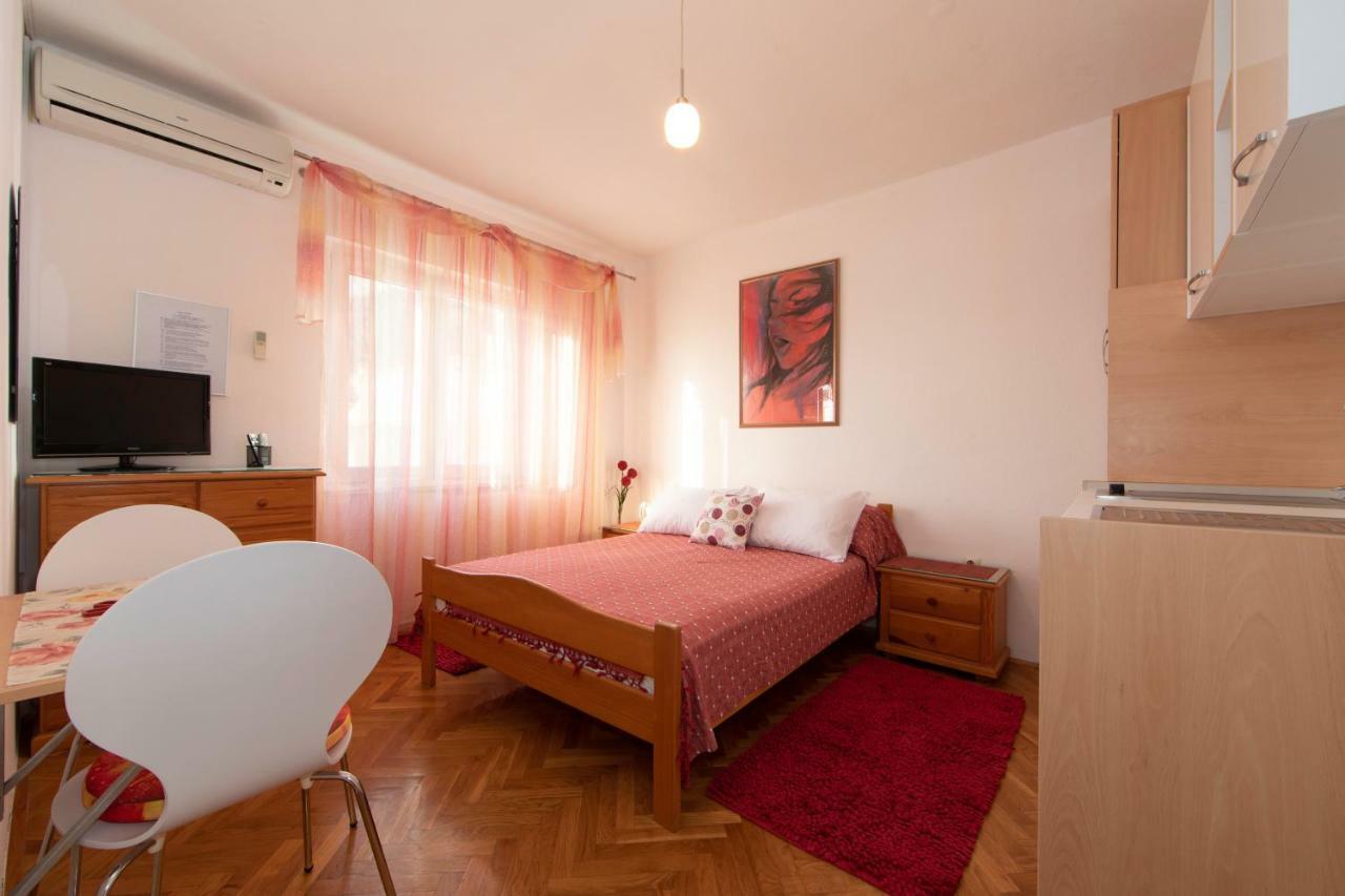 Apartmani Darinka Baška Voda Dış mekan fotoğraf