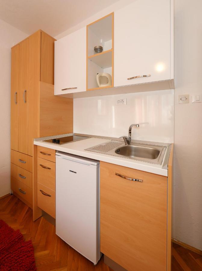 Apartmani Darinka Baška Voda Dış mekan fotoğraf